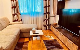 Adona Residence